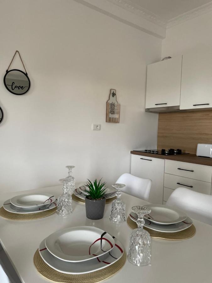 The Sunset Apartment Vlora Kültér fotó